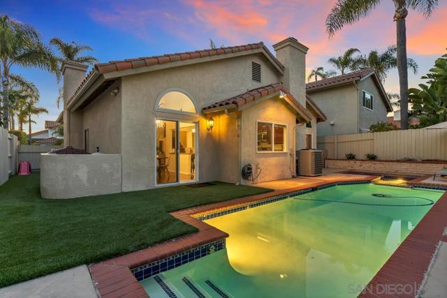 1956 Casablanca Ct, Vista CA: https://media.crmls.org/mediaz/241a8606-c50b-4867-b61b-4f645285fbb8.jpg