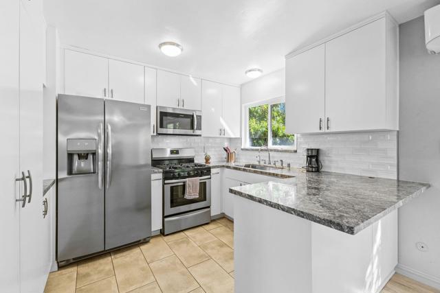 6547 Radcliffe Drive, San Diego CA: https://media.crmls.org/mediaz/241e39fa-cb60-4b91-8403-7396203d36f7.jpg