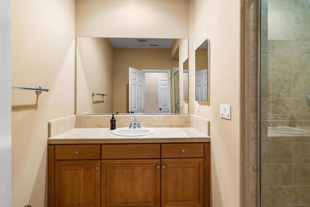 10286 Walnutdale St, San Diego CA: https://media.crmls.org/mediaz/241e8424-1dd7-4cc2-85ea-0817081f67d0.jpg