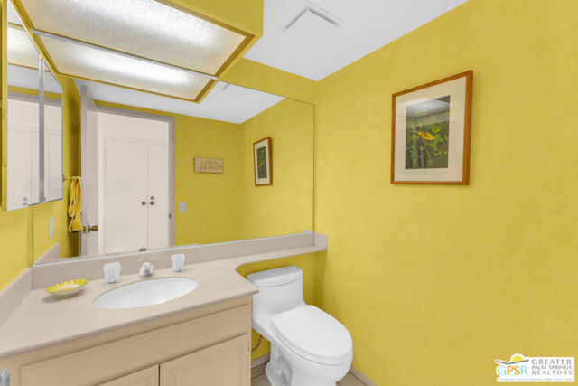 73283 Phoebe Court, Palm Desert CA: https://media.crmls.org/mediaz/241fcc14-86b1-4c38-90cb-4cfab083414f.jpg