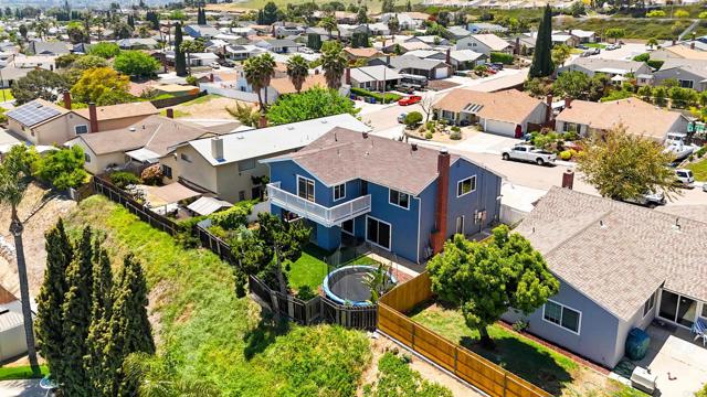 Detail Gallery Image 2 of 53 For 10225 Molino, Santee,  CA 92071 - 5 Beds | 2/1 Baths