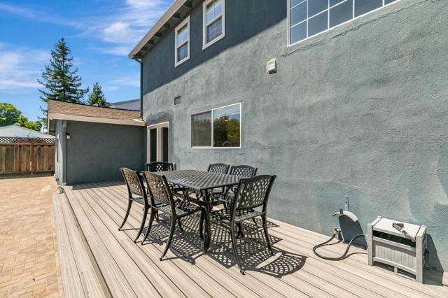 2739 Saint Giles Lane, Mountain View CA: https://media.crmls.org/mediaz/242004e2-a50a-427f-9ff0-a66fa3fb7e1e.jpg