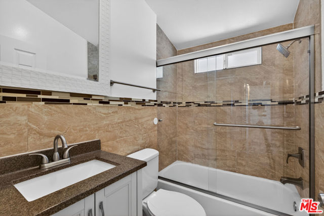 6292 Lubao Avenue photo 17