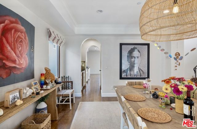 17 Privateer Street, Marina del Rey CA: https://media.crmls.org/mediaz/2420fa4d-673d-4152-9fc7-ca2708d817e2.jpg