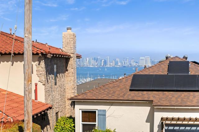 3301 Trumbull St, San Diego CA: https://media.crmls.org/mediaz/24219b90-57bc-4e03-ab6d-8116810bda43.jpg