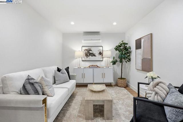 1520 4th st, Richmond CA: https://media.crmls.org/mediaz/2421a669-ed94-4a57-8d3e-491a21e218e1.jpg