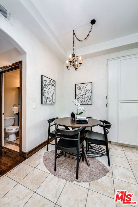 4125 W Hood Avenue, Burbank CA: https://media.crmls.org/mediaz/2421e92e-10e3-4ba7-989a-1e2688251a7c.jpg