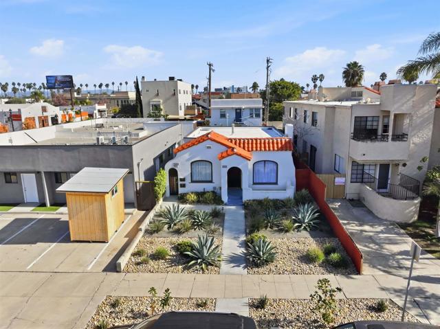 4685 Hamilton Street, San Diego CA: https://media.crmls.org/mediaz/24228768-3ade-4f27-8d2b-bc9eaca3cead.jpg