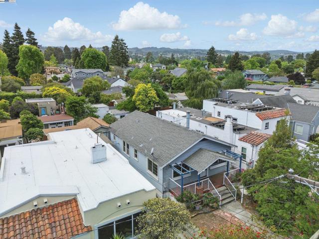 Image 31 of 40 For 1307 California Dr
