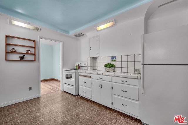 17447 Tribune Street photo 7