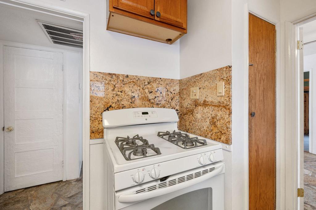 MLS #219136889DA image #17