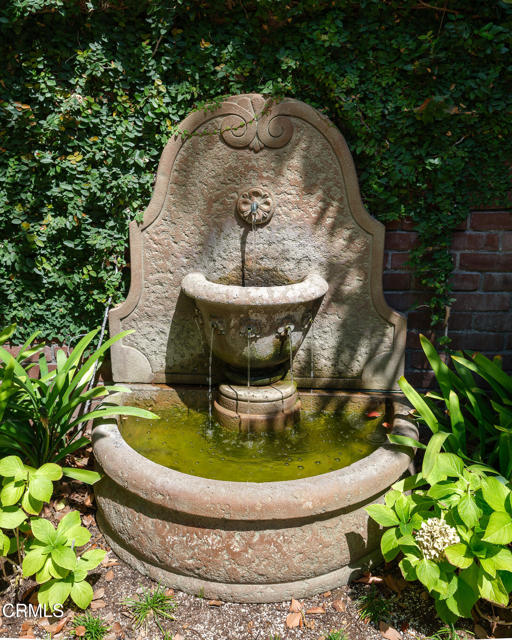 Detail Gallery Image 39 of 56 For 1105 S Orange Grove Bld, Pasadena,  CA 91105 - 3 Beds | 2/1 Baths