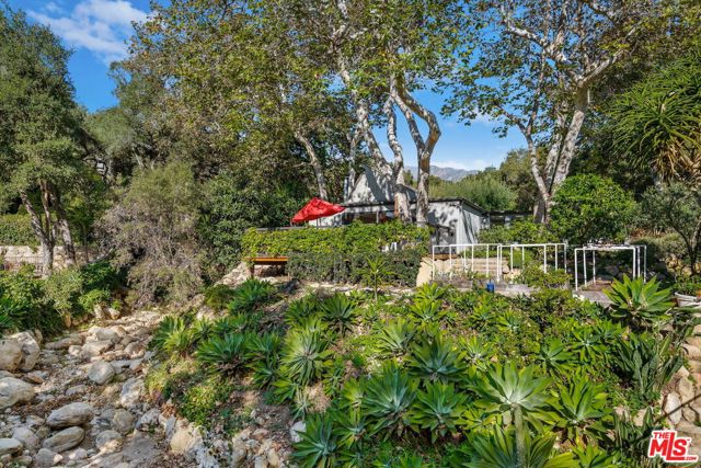 2934 Torito Road, Santa Barbara CA: https://media.crmls.org/mediaz/2425462e-6c45-4ec8-b08e-8b2f85acfd13.jpg