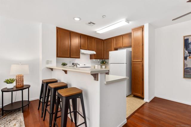 514 62Nd St, San Diego CA: https://media.crmls.org/mediaz/24257fe1-8e29-436f-aeb1-c013069da4d6.jpg