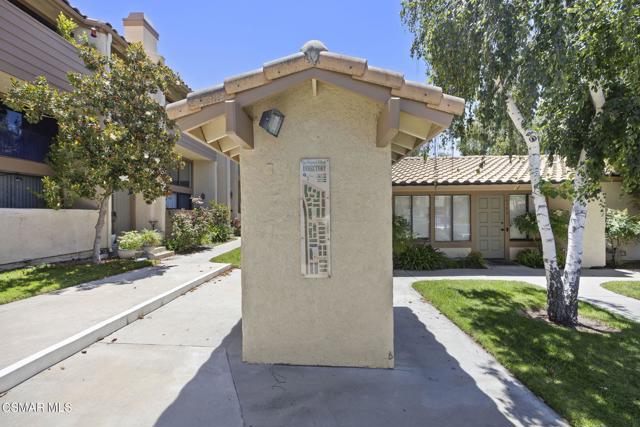 26341 W Bravo Lane, Calabasas CA: https://media.crmls.org/mediaz/24264949-b0e5-4068-be01-e4e25769cd39.jpg