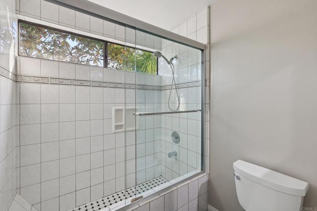 Detail Gallery Image 24 of 35 For 6712 Cantil St, Carlsbad,  CA 92009 - 3 Beds | 2/1 Baths