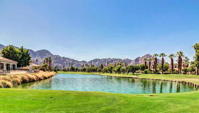 78038 Calle Norte, La Quinta CA: https://media.crmls.org/mediaz/242764f0-45bd-48f4-b34b-52e339854636.jpg