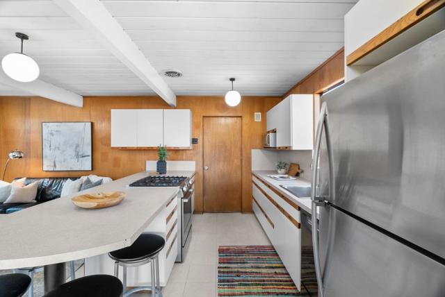 2326 Fairglen Drive, San Jose CA: https://media.crmls.org/mediaz/2427d8e2-af79-4228-9853-4a2994307325.jpg