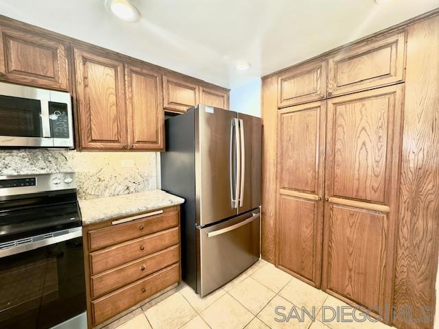 79 Antigua CT, Coronado CA: https://media.crmls.org/mediaz/2427eab6-7537-4177-ab76-517df56af9d2.jpg