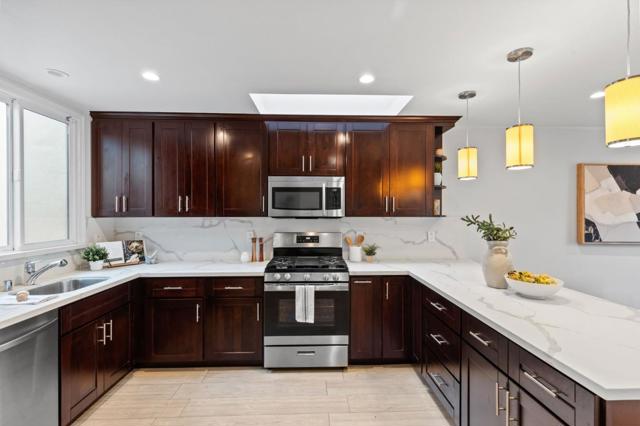 2640 Alemany Boulevard, San Francisco CA: https://media.crmls.org/mediaz/24287129-1566-40e6-be03-c272d885f3cd.jpg