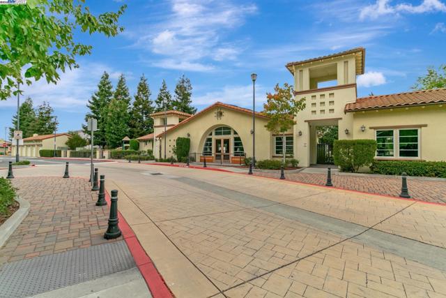 HOA amenities - clubhouse