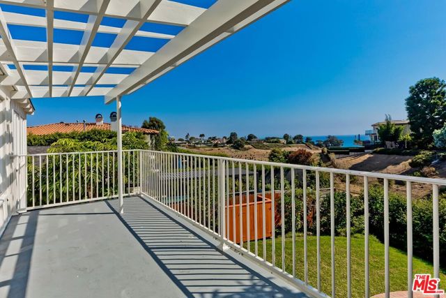Drew Fenton | 424 Lombard Avenue Pacific Palisades CA | MLS: 7090361
