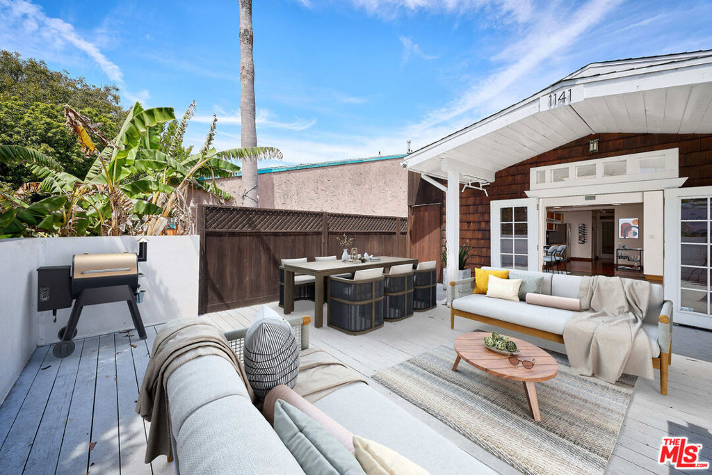 1141 Cabrillo Avenue