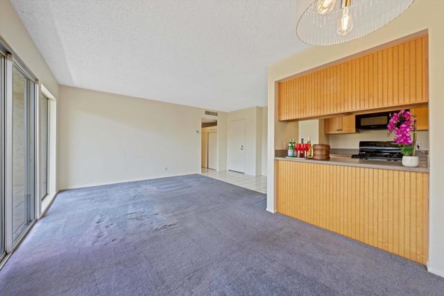 1552 S Camino Real, Palm Springs CA: https://media.crmls.org/mediaz/242a741b-e79f-474d-831a-944c4676a37e.jpg