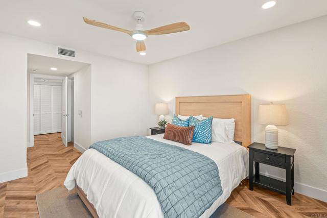 Detail Gallery Image 33 of 52 For 90 Montego Ct, Coronado,  CA 92118 - 2 Beds | 2/1 Baths