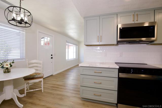 12525 Julian Avenue, Lakeside CA: https://media.crmls.org/mediaz/242b80c6-786b-41b8-888c-58a6311a5c6d.jpg