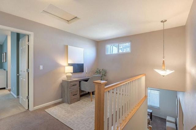 3141 Ocean Terrace, Marina CA: https://media.crmls.org/mediaz/242be90c-39c3-48a6-9e6c-adc1e93992e1.jpg