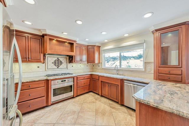 520 Weybridge Drive, San Jose CA: https://media.crmls.org/mediaz/242c3d0a-c0e5-4295-abf1-93d3fdd1fe9d.jpg