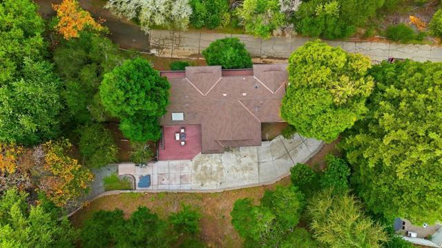 5603 Crow Canyon Road, Castro Valley CA: https://media.crmls.org/mediaz/242c88eb-f511-4df6-8579-622e10176ded.jpg