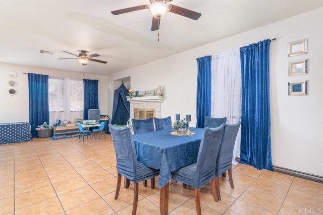400 Colt Street, San Jacinto CA: https://media.crmls.org/mediaz/242cff3d-3d13-4bf7-a485-442bcc281afd.jpg