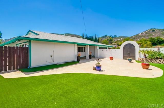 12919 Evalyn Place, Poway CA: https://media.crmls.org/mediaz/242e154f-2fa4-4be1-9ecd-f393e7619fc6.jpg