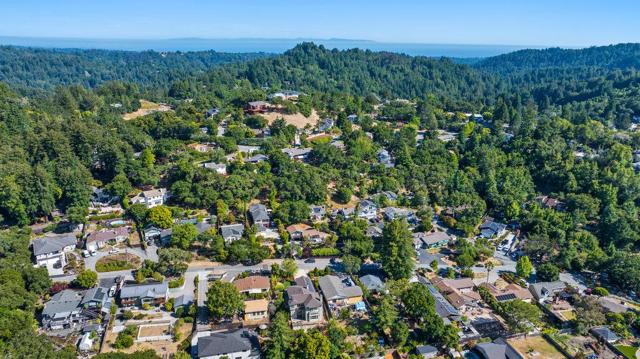 221 Sunset Terrace, Scotts Valley CA: https://media.crmls.org/mediaz/242e3e4d-8f1a-4dfd-beac-b1a764f692c1.jpg