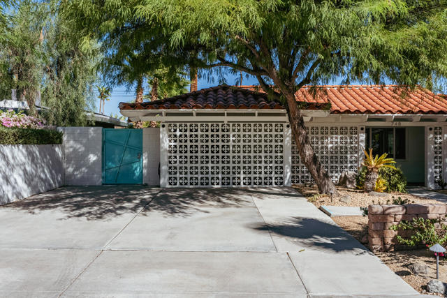 748 N Calle Rolph, Palm Springs, CA 92262