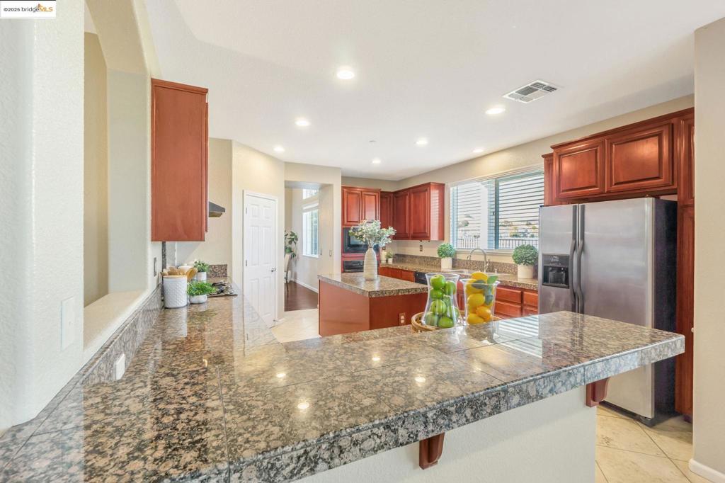 MLS #41105200 image #16