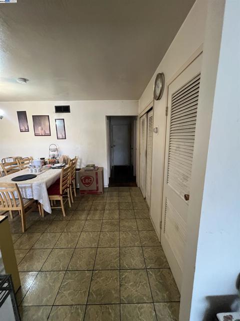 Image 8 of 21 For 25936 Peterman Ave