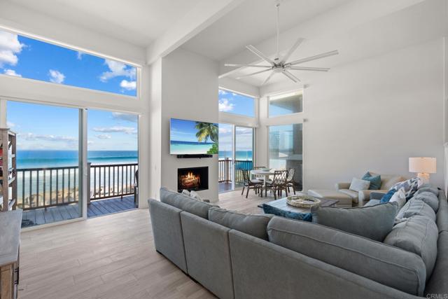 Detail Gallery Image 2 of 34 For 1601 S Pacific St 1b,  Oceanside,  CA 92054 - 3 Beds | 2/1 Baths