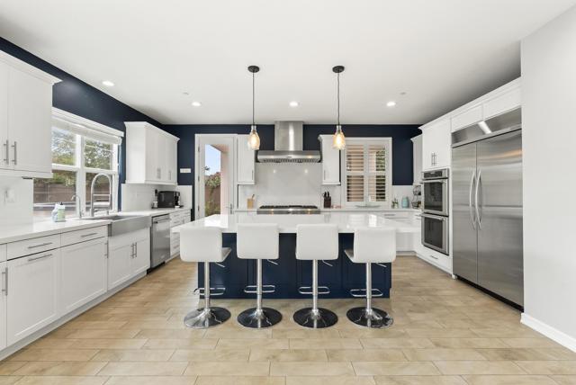 1017 Scarlet Way, Encinitas CA: https://media.crmls.org/mediaz/24328184-411d-4f8e-a3d8-bdf041a0fca5.jpg