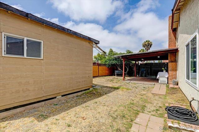 1468 Leaf Ter, San Diego CA: https://media.crmls.org/mediaz/243389ff-3032-445f-8218-833904ad53cb.jpg