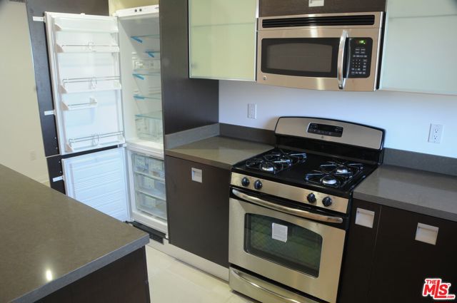1418 N Poinsettia Place, Los Angeles CA: https://media.crmls.org/mediaz/2434dee9-e859-4ab3-9a66-0c2d5045b2b8.jpg