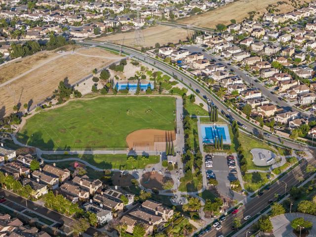 2194 Honeybee Street, Chula Vista CA: https://media.crmls.org/mediaz/24364870-acc0-4e05-ac1c-e0658099e416.jpg