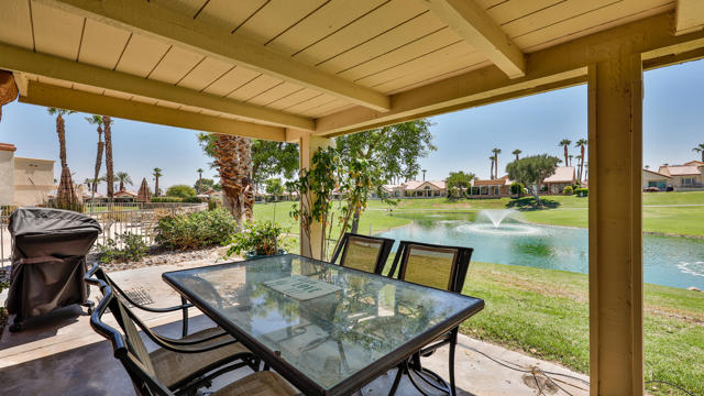 76895 Morocco Road, Palm Desert CA: https://media.crmls.org/mediaz/2437fd3a-ee3b-4b7d-a780-221ec505f1ef.jpg