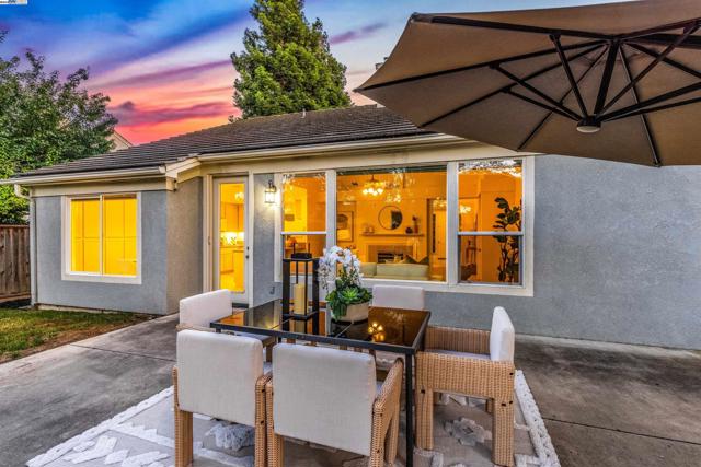 4244 Milton Way, Livermore CA: https://media.crmls.org/mediaz/24383ed8-9d4a-4a4b-a987-b4ac9610e35d.jpg