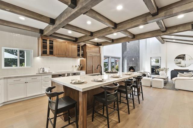 6449 Las Colinas, Rancho Santa Fe CA: https://media.crmls.org/mediaz/2438ddd3-6d83-41ae-8cee-8bf27ef89798.jpg