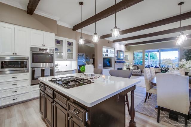 375 Camino Bailen, Escondido CA: https://media.crmls.org/mediaz/243950c6-286d-4b1f-a3eb-7ae037867f6f.jpg