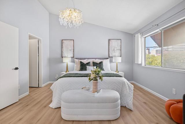 219 Commons Lane, Foster City CA: https://media.crmls.org/mediaz/2439f94d-e204-4135-acd2-225e278a171d.jpg