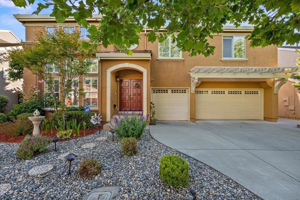 3223 Adelanto Lane